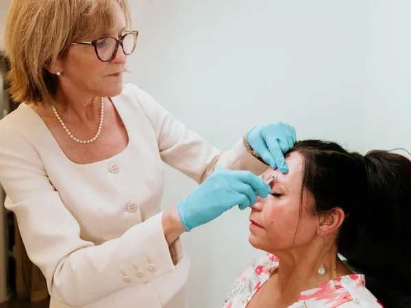 Provider performing an injectable treatment at Northshore Skincare